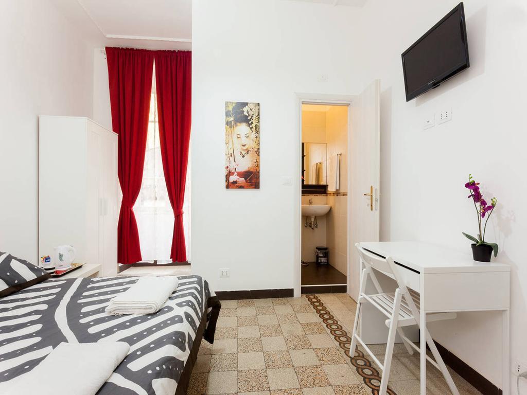 Hosting Flats Guesthouse Рим Экстерьер фото
