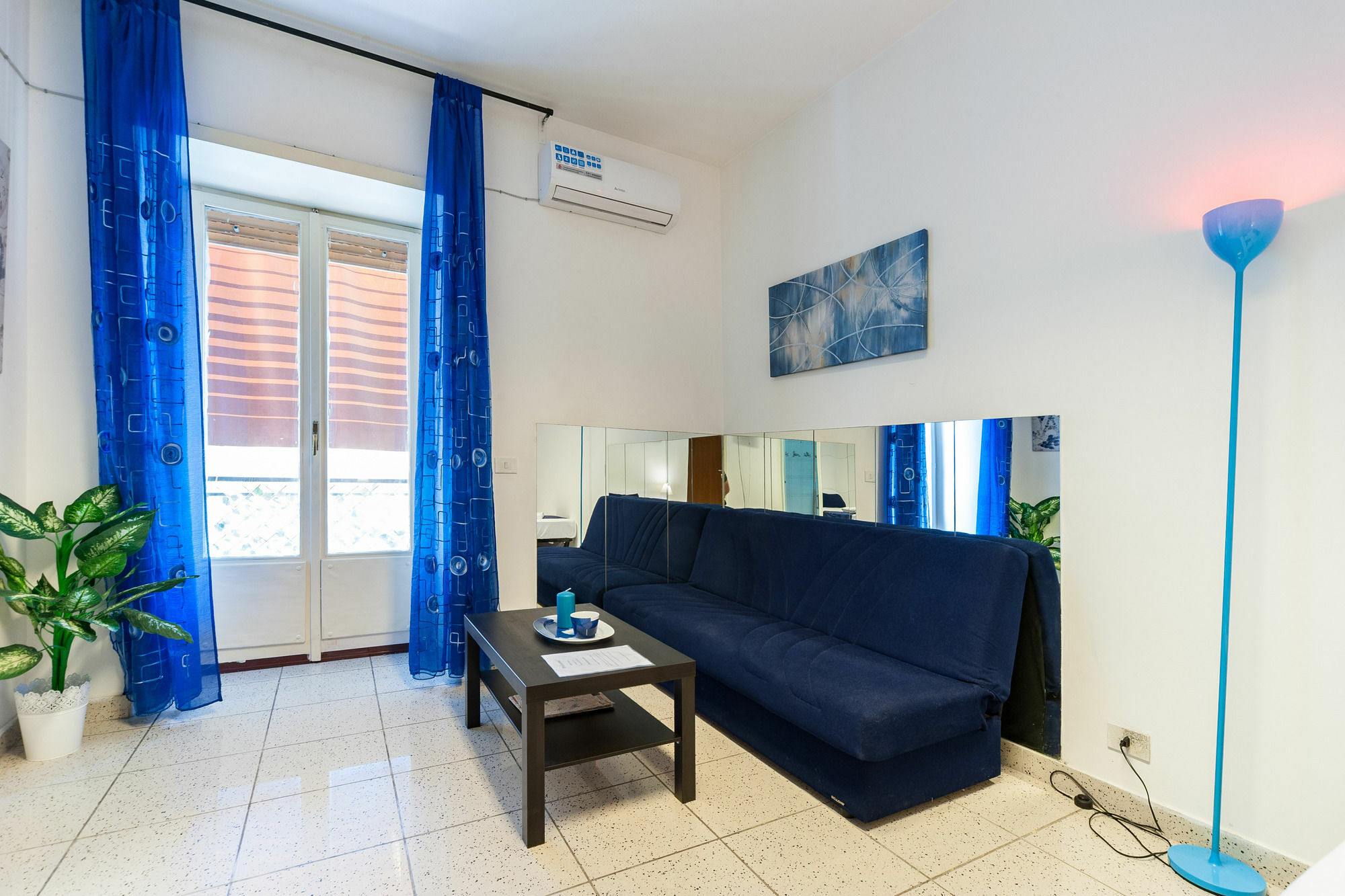 Hosting Flats Guesthouse Рим Экстерьер фото